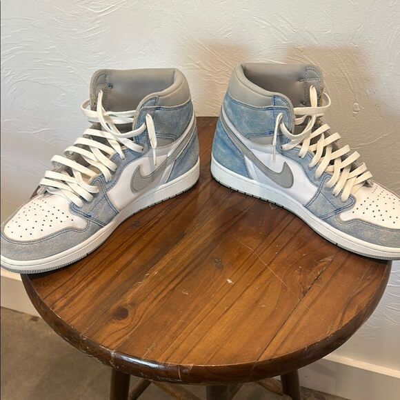 Nike Air Jordan 1 Retro High “Hyper Royal” Blue/Grey/White Mens 13 - Picture 5 of 8